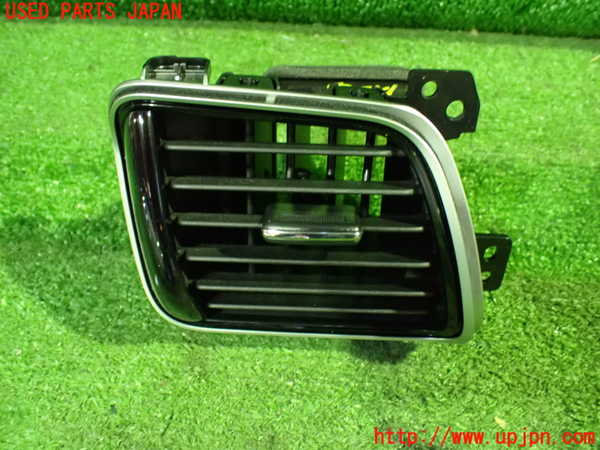 1UPJ-31907527]セレナ e-POWER(HFC27)エアコン吹き出し口2 (左) 中古_m0001.jpg