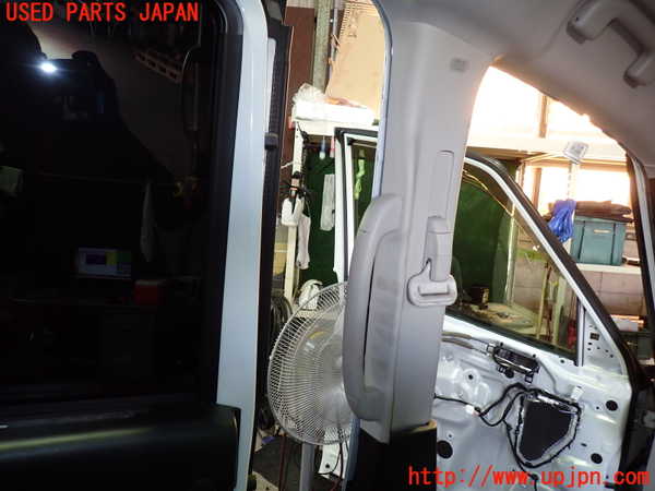 1UPJ-31907670]セレナ e-POWER(HFC27)左センターピラートリム 中古_m0004.jpg