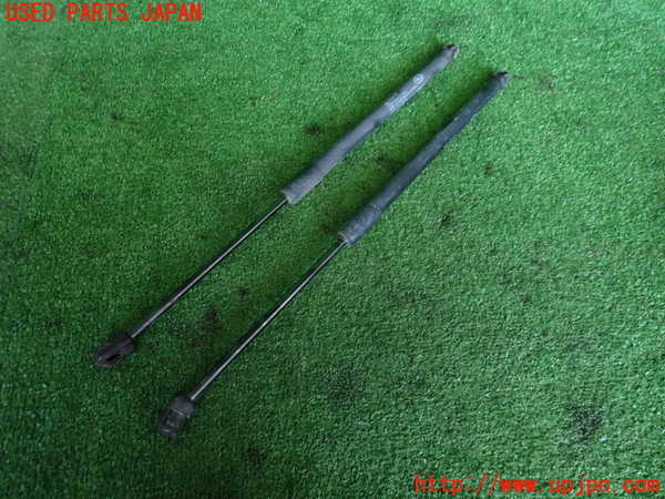 2UPJ-31921068]WRX STI(VAB)ボンネットダンパー 中古_m0001.jpg