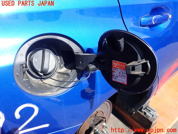 2UPJ-31921690]WRX STI(VAB)フューエルリッド 中古_m0002.jpg