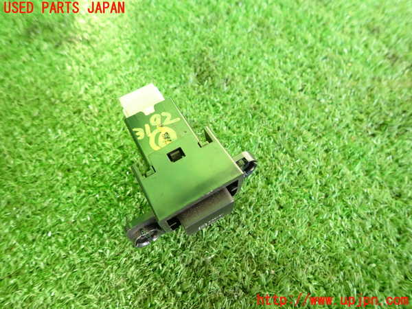 2UPJ-31926311]WRX STI(VAB)スイッチ6 (ブラインドスポット) 中古_m0002.jpg