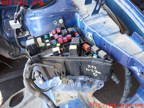 2UPJ-31926742]WRX STI(VAB)ヒューズボックス2 中古_m0002.jpg