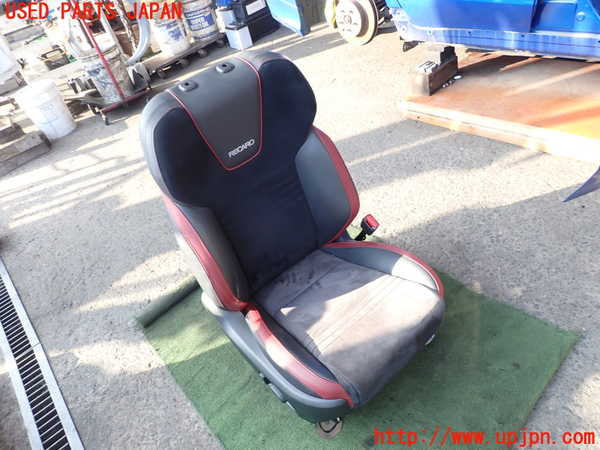 2UPJ-31927035]WRX STI(VAB)運転席シート 中古_m0001.jpg