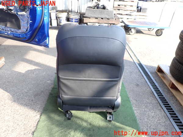2UPJ-31927035]WRX STI(VAB)運転席シート 中古_m0004.jpg