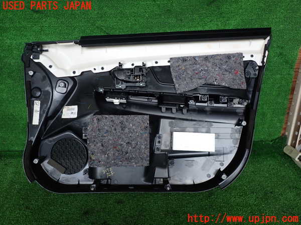 2UPJ-31921264]WRX STI(VAB)左前ドア内張り 中古_m0003.jpg