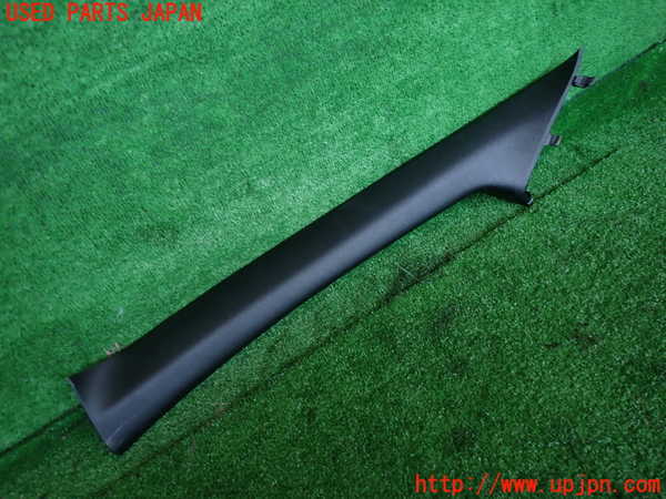 2UPJ-31927660]WRX STI(VAB)左フロントピラートリム 中古_m0001.jpg