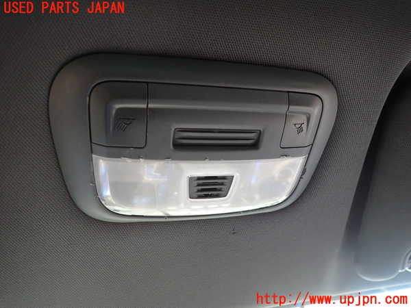 2UPJ-31926411]WRX STI(VAB)ルームランプ1 (1列目真中) 中古_m0001.jpg