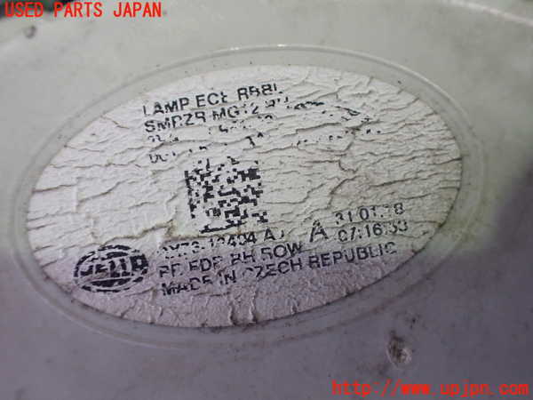 2UPJ-31931530]ジャガー・XE(JA2GA)右テールランプ 中古_m0003.jpg