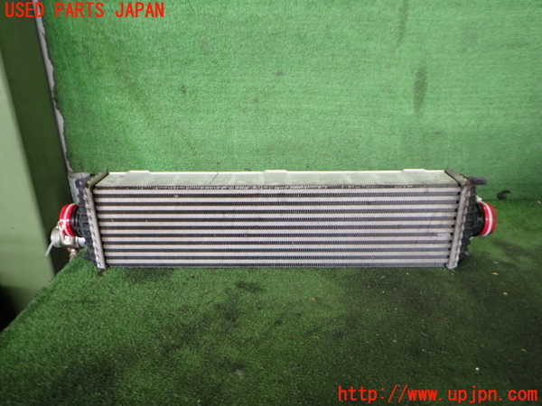 2UPJ-31932451]ジャガー・XE(JA2GA)インタークーラー1 中古_m0002.jpg