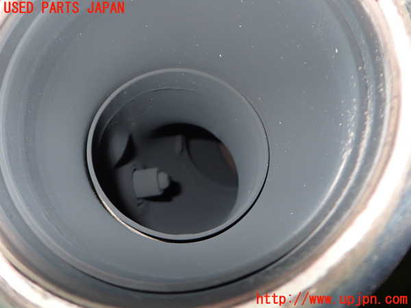 2UPJ-31932661]ジャガー・XE(JA2GA)触媒1 中古_m0003.jpg