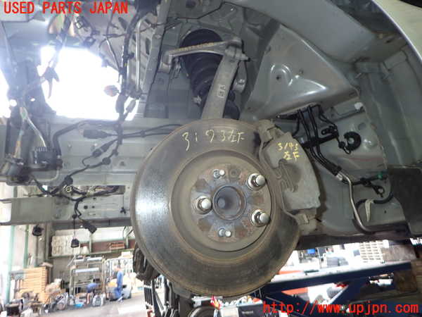 2UPJ-31934295]ジャガー・XE(JA2GA)左フロントナックルハブ 中古_m0002.jpg