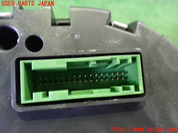 2UPJ-31936170]ジャガー・XE(JA2GA)スピードメーター 中古_m0004.jpg