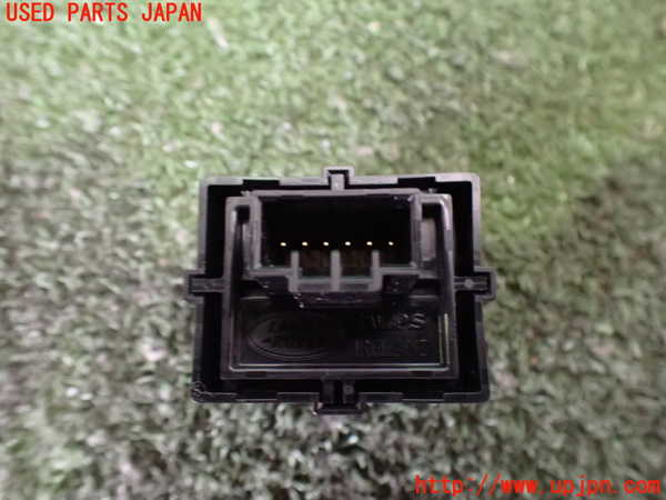 2UPJ-31936309]ジャガー・XE(JA2GA)スイッチ4 中古_m0002.jpg