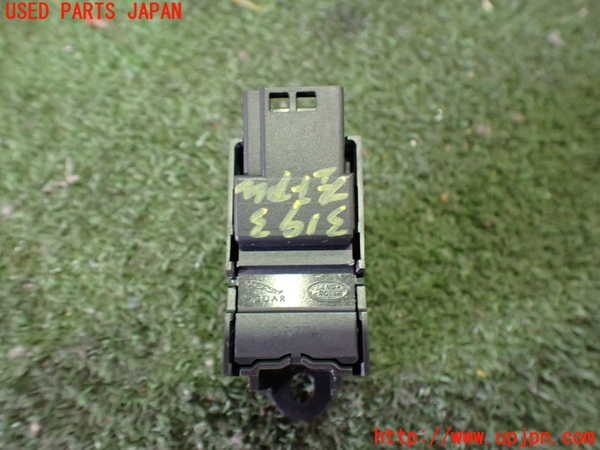 2UPJ-31936245]ジャガー・XE(JA2GA)左前パワーウィンドウスイッチ 中古_m0002.jpg
