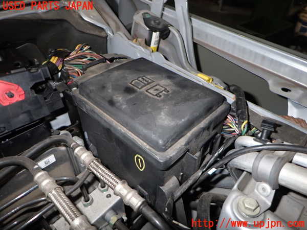 2UPJ-31936741]ジャガー・XE(JA2GA)ヒューズボックス1 中古_m0001.jpg