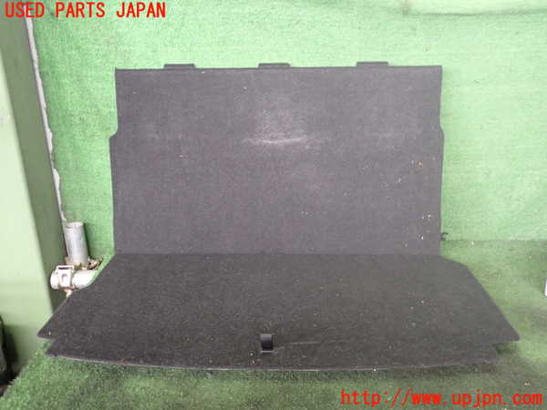 2UPJ-31937771]ジャガー・XE(JA2GA)ラゲッジトレイ1 中古_m0001.jpg
