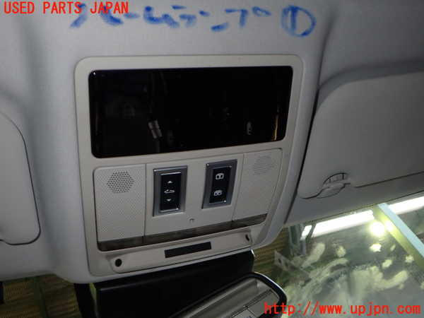 2UPJ-31936411]ジャガー・XE(JA2GA)ルームランプ1 (1列目真中) 中古_m0001.jpg