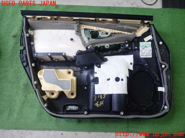 1UPJ-31951234]レクサス・HS250h(ANF10)右前ドア内張り 中古_m0003.jpg