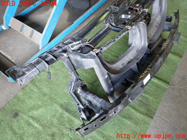 1UPJ-31961041]BMW 120i カブリオレ E88(UL20)コアサポート 中古_m0002.jpg