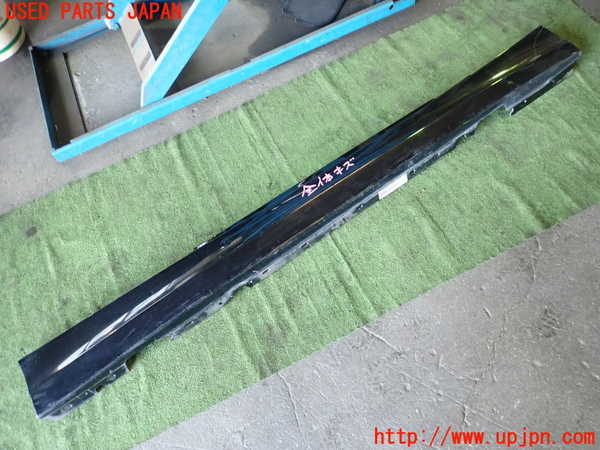 1UPJ-31961390]BMW 120i カブリオレ E88(UL20)右サイドステップ 中古_m0001.jpg