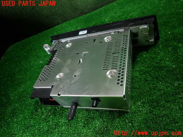 1UPJ-31966480]BMW 120i カブリオレ E88(UL20)CDプレーヤー 中古_m0003.jpg