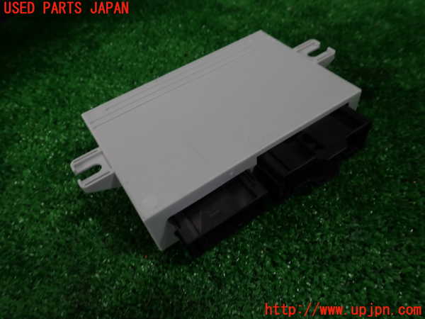 1UPJ-31966148]BMW 120i カブリオレ E88(UL20)コンピューター3 (6135 9196591-01) 中古_m0002.jpg