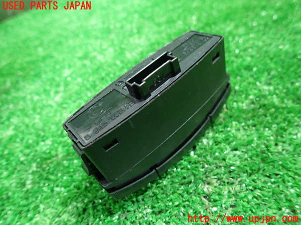 1UPJ-31966290]BMW 120i カブリオレ E88(UL20)ハザードスイッチ 中古_m0002.jpg