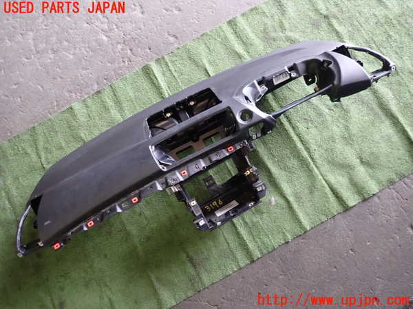 1UPJ-31967505]BMW 120i カブリオレ E88(UL20)ダッシュボード 中古_m0001.jpg