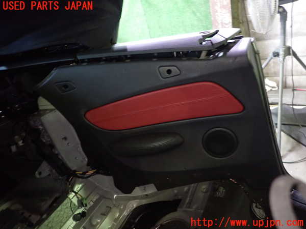 1UPJ-31967680]BMW 120i カブリオレ E88(UL20)左リアピラートリム 中古_m0001.jpg