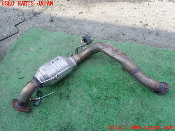 1UPJ-31972662]FJクルーザー(GSJ15W)触媒2 中古_m0002.jpg