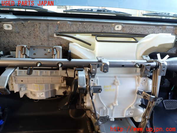 1UPJ-31976081]FJクルーザー(GSJ15W)エバポレーター1 中古_m0001.jpg
