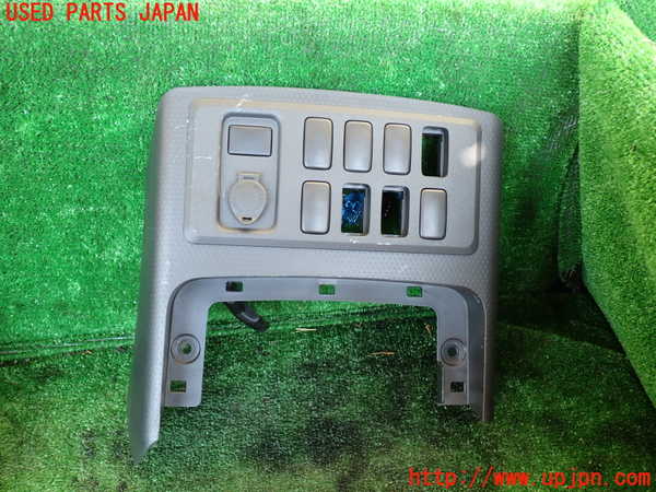 5UPJ-31977549]FJクルーザー(GSJ15W)コンソール 中古_m0001.jpg