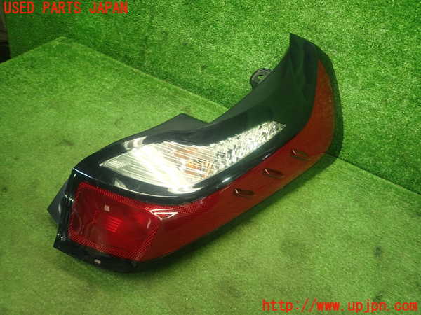 1UPJ-31981530]アクア(AQUA)(MXPK16)右テールランプ 中古_m0001.jpg