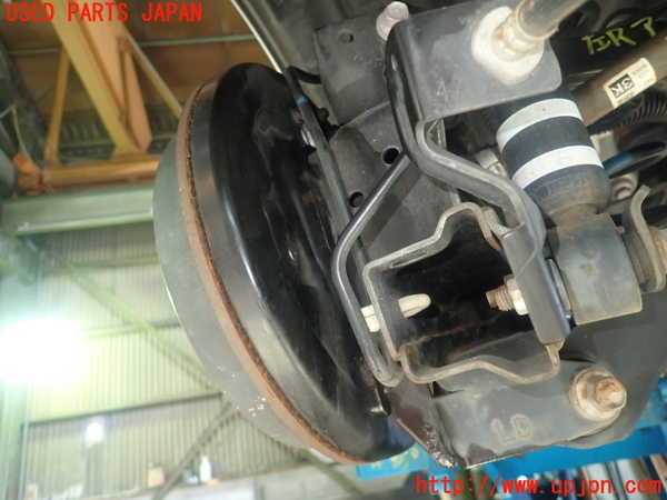 5UPJ-31984305]アクア(AQUA)(MXPK16)左リアナックルハブ 中古_m0003.jpg