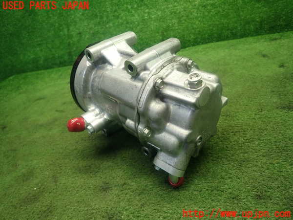 5UPJ-31986025]アクア(AQUA)(MXPK16)エアコンコンプレッサー 中古_m0002.jpg