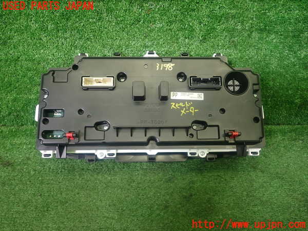 5UPJ-31986170]アクア(AQUA)(MXPK16)スピードメーター 中古_m0002.jpg