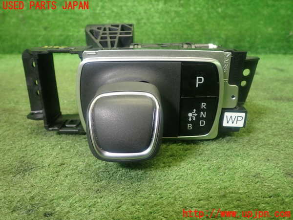 1UPJ-31987555]アクア(AQUA)(MXPK16)ATシフトレバー 中古_m0001.jpg