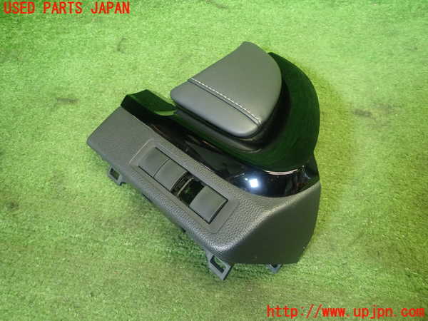 1UPJ-31987692]アクア(AQUA)(MXPK16)内装トリム類2 中古_m0002.jpg