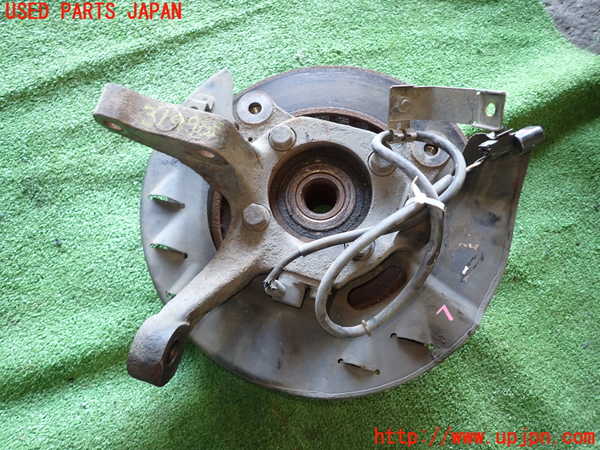 5UPJ-31994295]GTO(Z15A)左フロントナックルハブ 中古_m0002.jpg