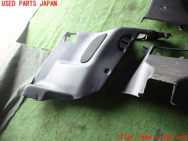 1UPJ-31997675]GTO(Z15A)右リアピラートリム 中古_m0002.jpg