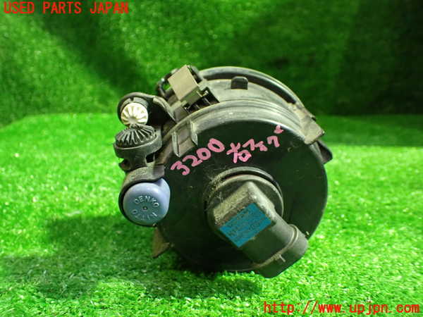 1UPJ-32001180]BMW X3(WX30 F25)右フォグ 中古_m0004.jpg