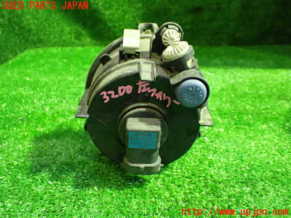 1UPJ-32001182]BMW X3(WX30 F25)左フォグ 中古_m0004.jpg