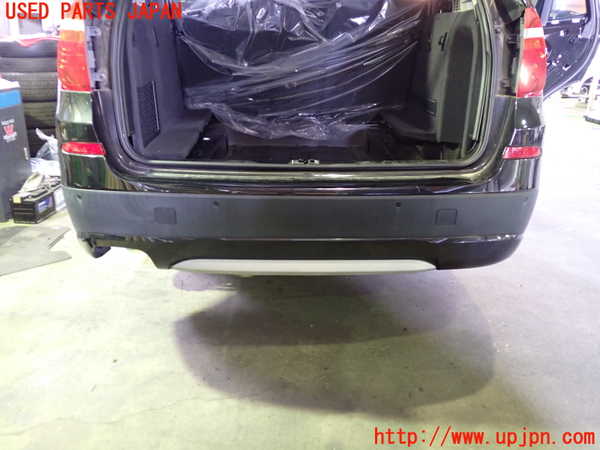 1UPJ-32001610]BMW X3(WX30 F25)リアバンパー 中古_m0001.jpg