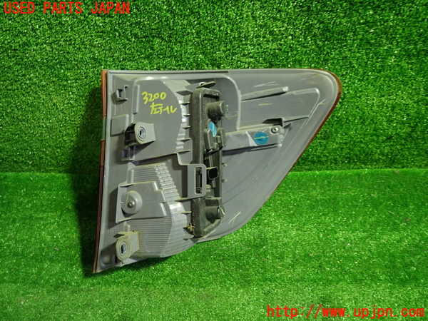 1UPJ-32001536]BMW X3(WX30 F25)左テールランプ 中古_m0003.jpg