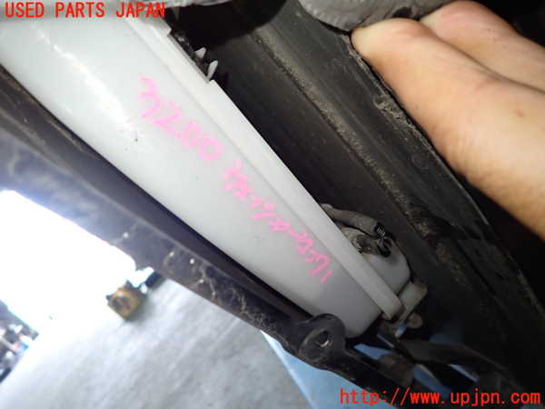 1UPJ-32006791]BMW X3(WX30 F25)ウォッシャータンク1 中古_m0003.jpg