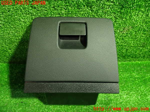 1UPJ-32007841]BMW X3(WX30 F25)小物入れ1 中古_m0001.jpg