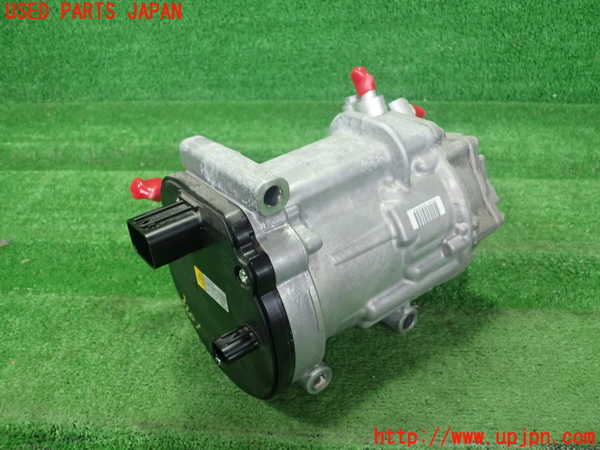 5UPJ-32016025]プリウスPHV(ZVW52)エアコンコンプレッサー 中古_m0001.jpg