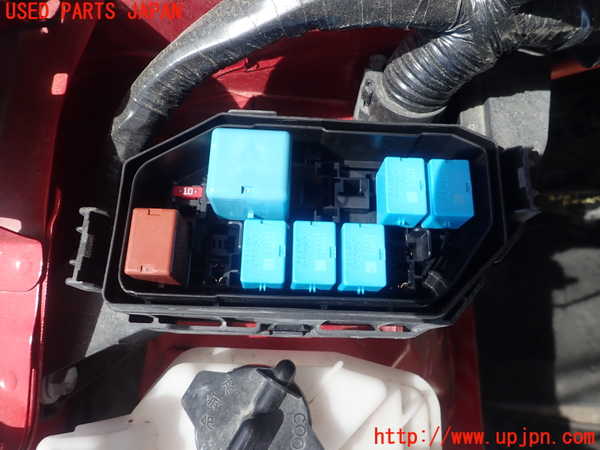 1UPJ-32016742]プリウスPHV(ZVW52)ヒューズボックス2 中古_m0002.jpg