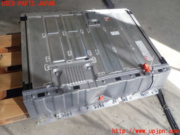 1UPJ-32016911]プリウスPHV(ZVW52)ハイブリッドバッテリー1 中古_m0001.jpg