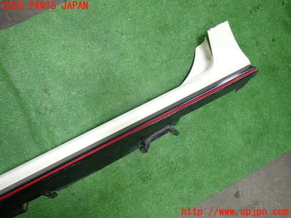 1UPJ-32021390]シビック タイプR(FK8)右サイドステップ 中古_m0002.jpg